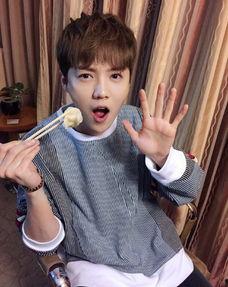 娱乐吃瓜酱女朋友什么系,神秘背景引网友热议